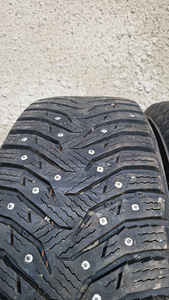 Шипованные шины Kumho 7мм, с металлическими дисками 5x100 16 (2 фото из 3)