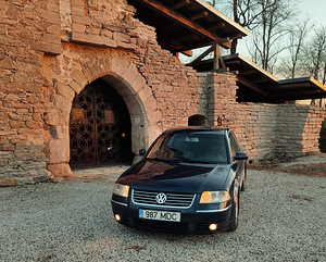 M: VW PASSAT 1.9TDI 96kw (3 foto / 8)