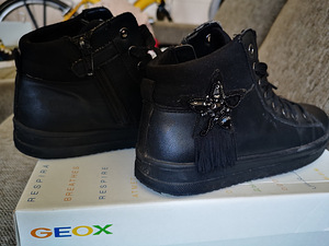 Vabaajajalatsid Geox s. 36 (2 foto / 3)