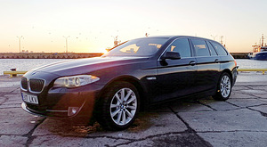 BMW 520d (2 фото из 15)