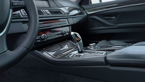 BMW f11 (6 foto / 11)