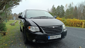 Chrysler Grand Voyager (5 foto / 7)