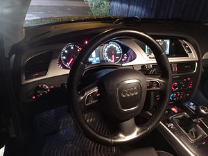 Audi a4 quattro (8 фото из 9)