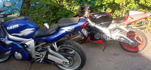 Aprilia rsv 1000 (4 foto / 5)