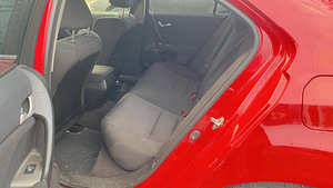 Honda Accord 2008 2.0 115kw (6 foto / 8)