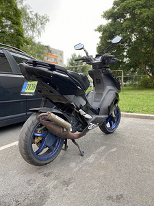 Aprillia sr50 factory 50cc 4kw 2006 (3 foto / 7)