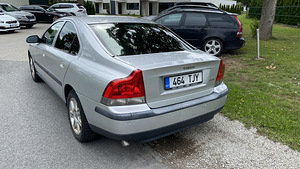 Volvo s60 103kw 2.4 manual (3 foto / 14)