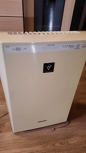 Sharp kc-930 eu.Очиститель,увлажнитель воздуха (1 фото из 3)