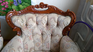 Antiik diivan + 1 tugitool ( Rokokoo stiilis ) (2 foto / 3)