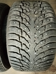 Nokian hakkapeliitta 9 275/40R20 + 315/35R20 (3 foto / 5)