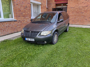 Crysler voyager (4 фото из 5)