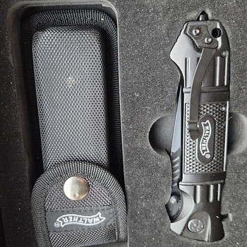 Walther black tanto