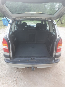 Opel Zafira 2.0 X20DTL 60kW (7 foto / 10)