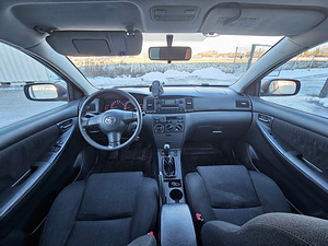 Toyota Corolla 1.4 71kw 2005a. (6 foto / 10)