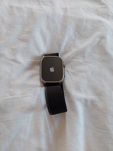 Apple Watch Ultra 2 Titanium 49mm GPS + Cellular (2 foto / 6)