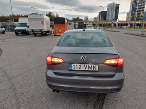 Volkswagen Jetta Sport 1.8 CPRA 125kW (3 foto / 5)