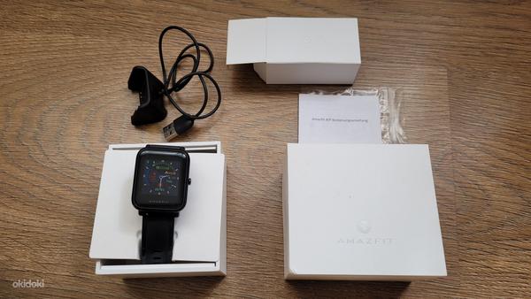 Смарт-часы Xiaomi AmazFit Bip, черные (фото #1)