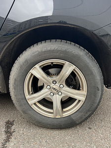 235/65/R17 Диски 5x108 Volvo Ford + Шины (1 фото из 4)