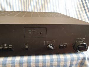 NAD3240PE Stereo Amplifier. Kriuksuv potentsiomeetr.Na (2 foto / 5)