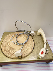 His Master s Voice Skandinavsik grammophon. (1 foto / 8)