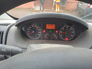 Peugeot Boxer 2,2 (5 foto / 5)
