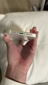 iPhone 12 128 ГБ (6 фото из 9)