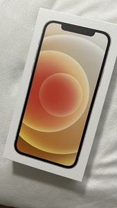 iPhone 12 128 ГБ (8 фото из 9)
