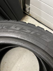 Lamellrehvid 285/45R19 2tk + 255/50R19 2tk väga head! (9 foto / 10)