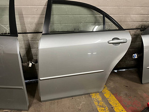 Mazda 6 (3 foto / 9)