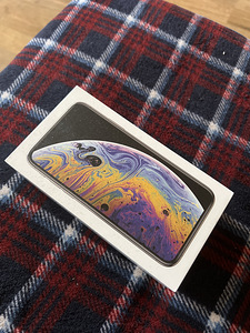 Müüa iPhone xs 64g hõbedane (1 foto / 2)