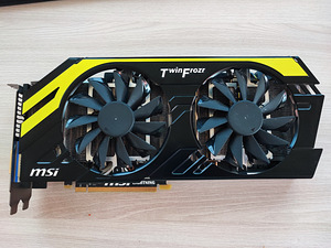 MSI GeForce GTX 770 ja NVIDIA Tesla K20x (3 foto / 5)