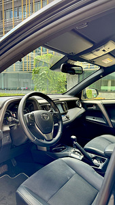 Toyota RAV4 2.5 114kW (8 foto / 13)