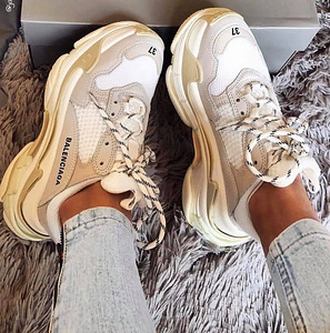 Uued Balenciaga tossud (1 foto / 2)