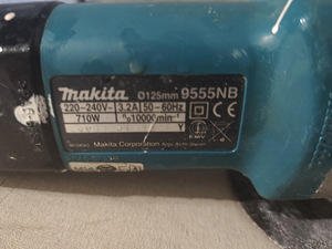 Болгарка Makita (2 фото из 2)