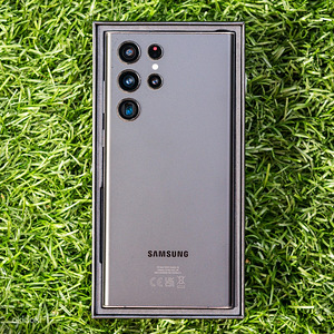 Samsung Galaxy S22 Ultra 256/12 (2 foto / 2)