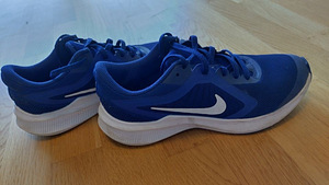 Синие кроссовки Nike р.37