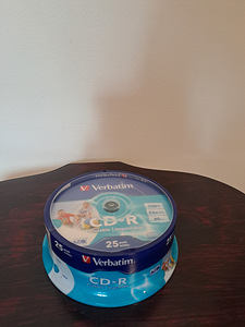 Plaadid. VERBATIM CD-R 25 tk. 2 pakki (2 foto / 2)