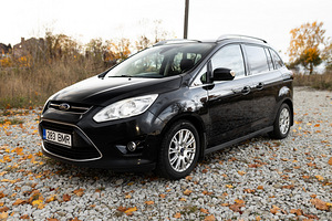 Ford Grand C-Max Elegance Individual Facelift (2 foto / 13)