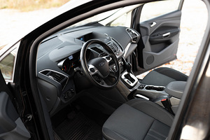 Ford Grand C-Max Elegance Individual Facelift (5 foto / 13)