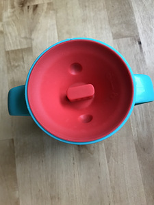 Supermugav harjutustass väikelastele (2 foto / 4)