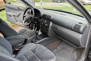 Audi A3 1.6 74kW (7 foto / 10)