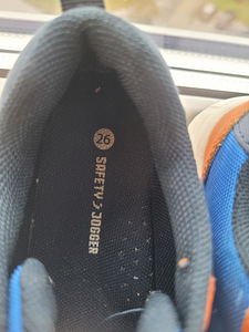 Laste kingad s 26 (3 foto / 4)