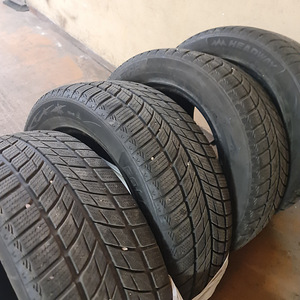 HEADWAY-255-55-18-BMW-x5 (2 foto / 8)