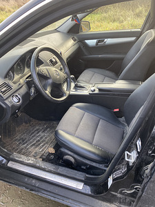 Mercedes C class 2011a (4 фото из 4)