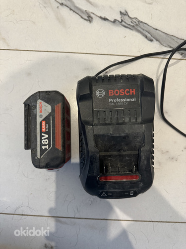 Bosch laadija ja akum (foto #1)