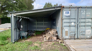 Merekonteiner koos varjualusega (1 foto / 6)
