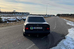 Mercedes-Benz 300 Turbo 3.0 R6 OM 603 D 30 A 108kW (7 foto / 15)
