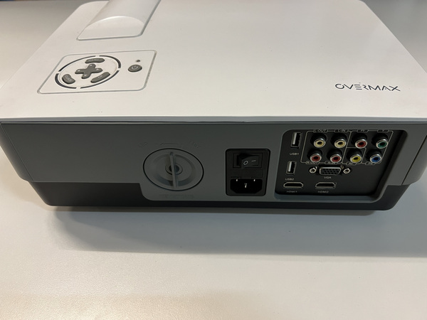 Проектор Overmax (720p, HDMI)