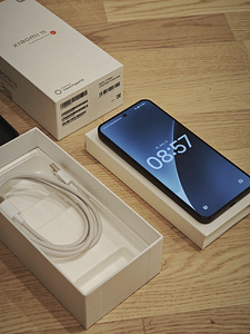 Xiaomi 15 12GB/512GB Black (3 foto / 3)