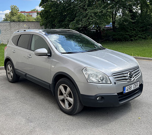 Nissan Qashqai+2 10.2008 (1 foto / 8)